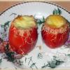 Грибы, запеченные в помидорах
