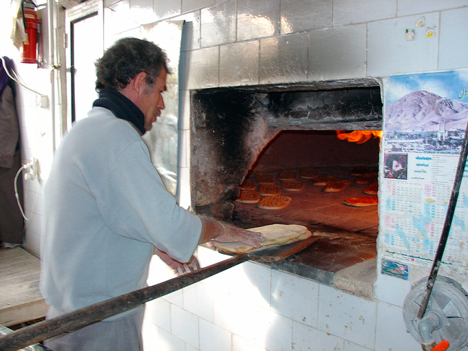 традиционный персидский хлеб БАРБАРИ