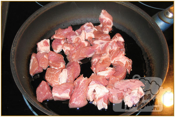 обжарить мясо свинины